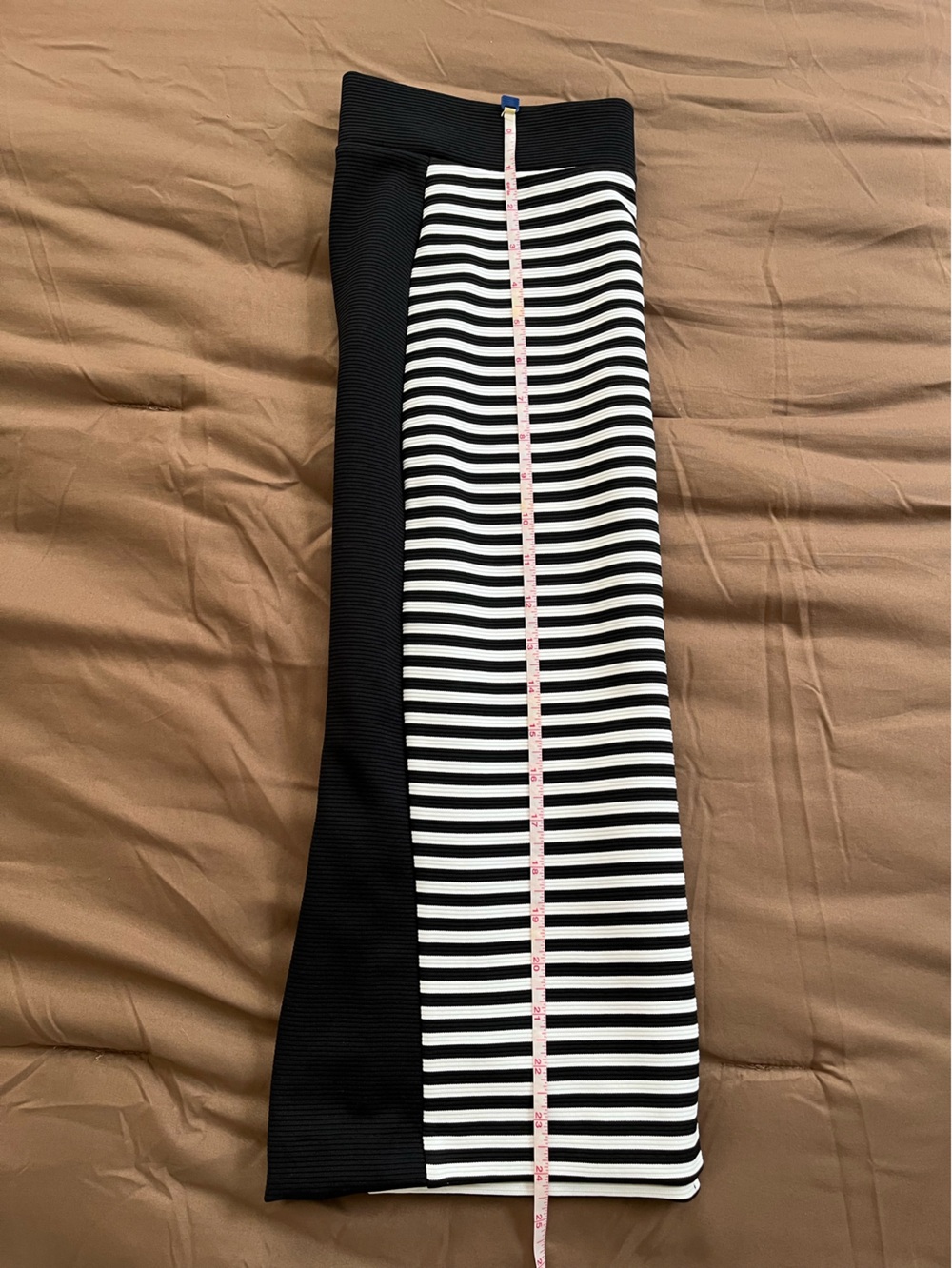 attention Black and White Striped Pencil Skirt - Picture 5 of 6